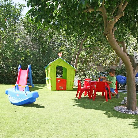 Corina Suites And Apartments Limassol Luaran gambar