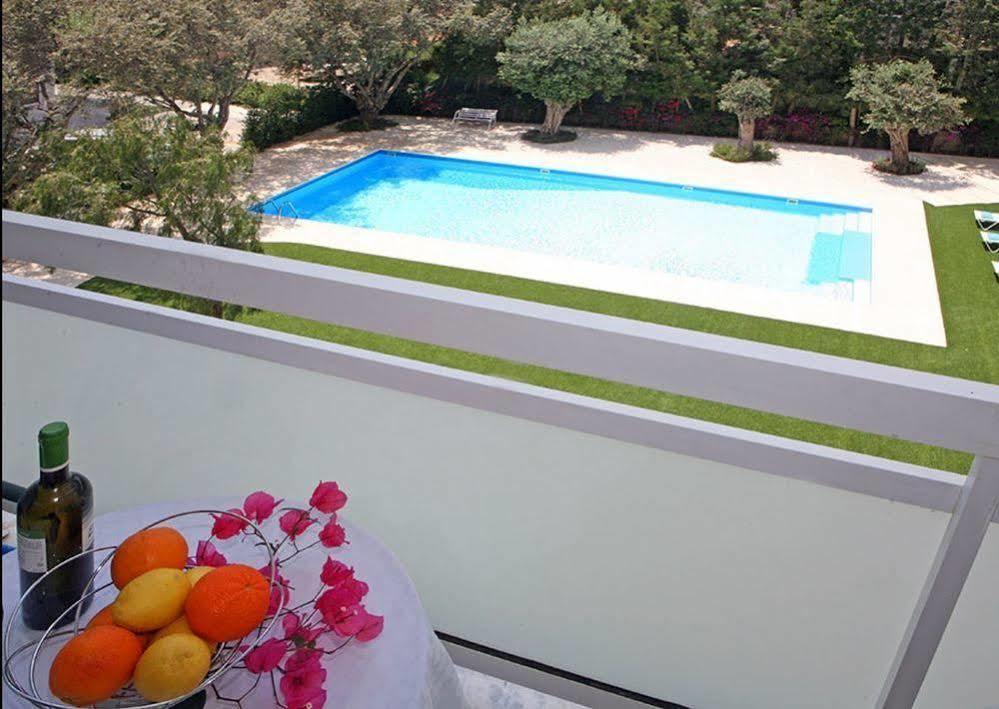 Corina Suites And Apartments Limassol Luaran gambar