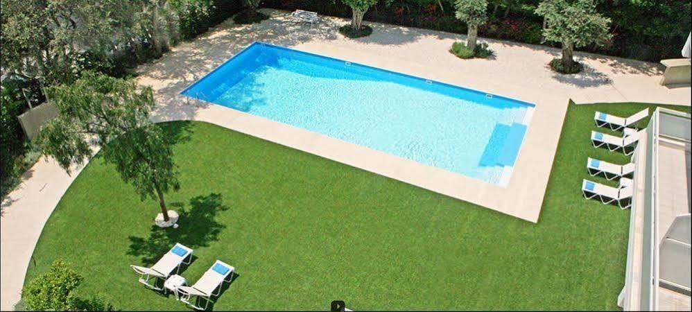 Corina Suites And Apartments Limassol Luaran gambar